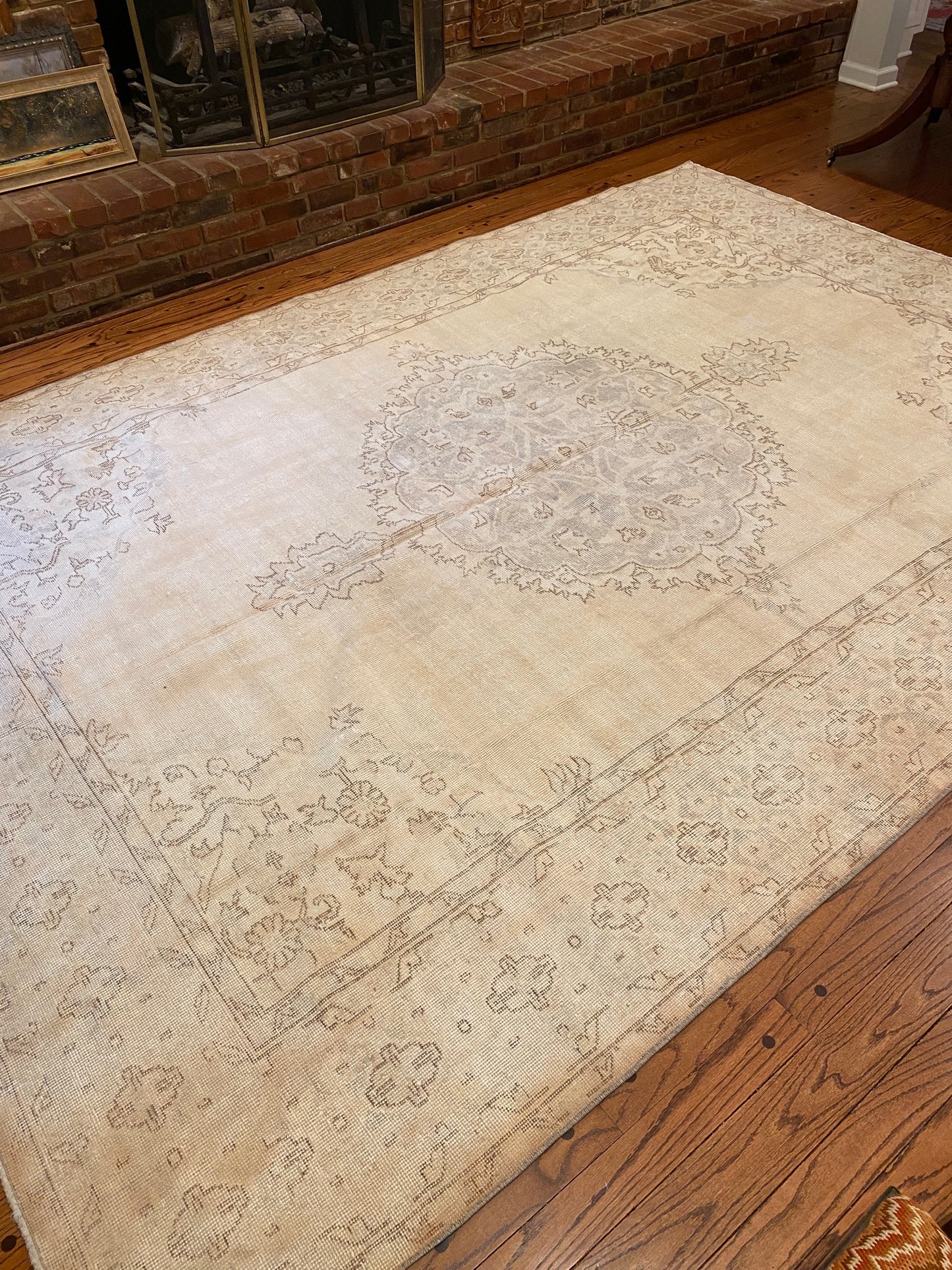 Mae - Clements Fine Rugs